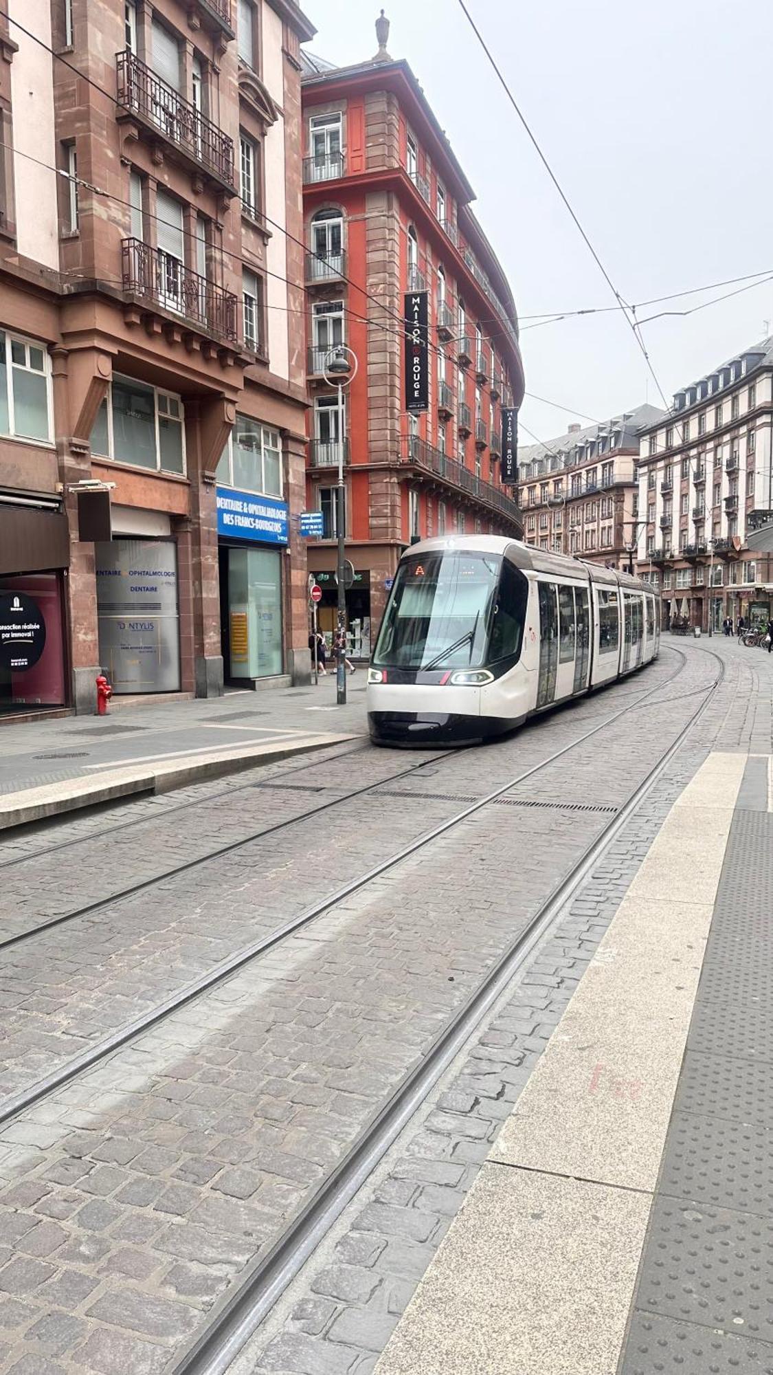 Studio In City Centre Strasbourg Bagian luar foto